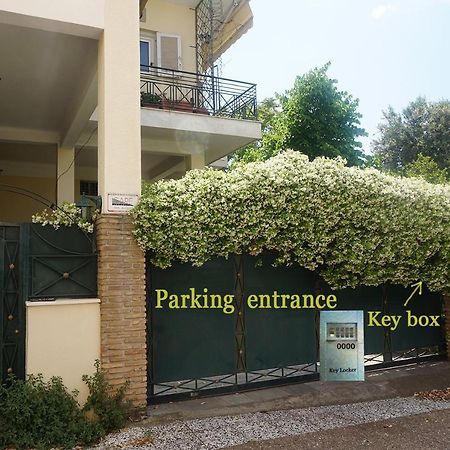 Independent Entrance Apt - 130M2 - Garden - Private Parking Daire Atina Dış mekan fotoğraf