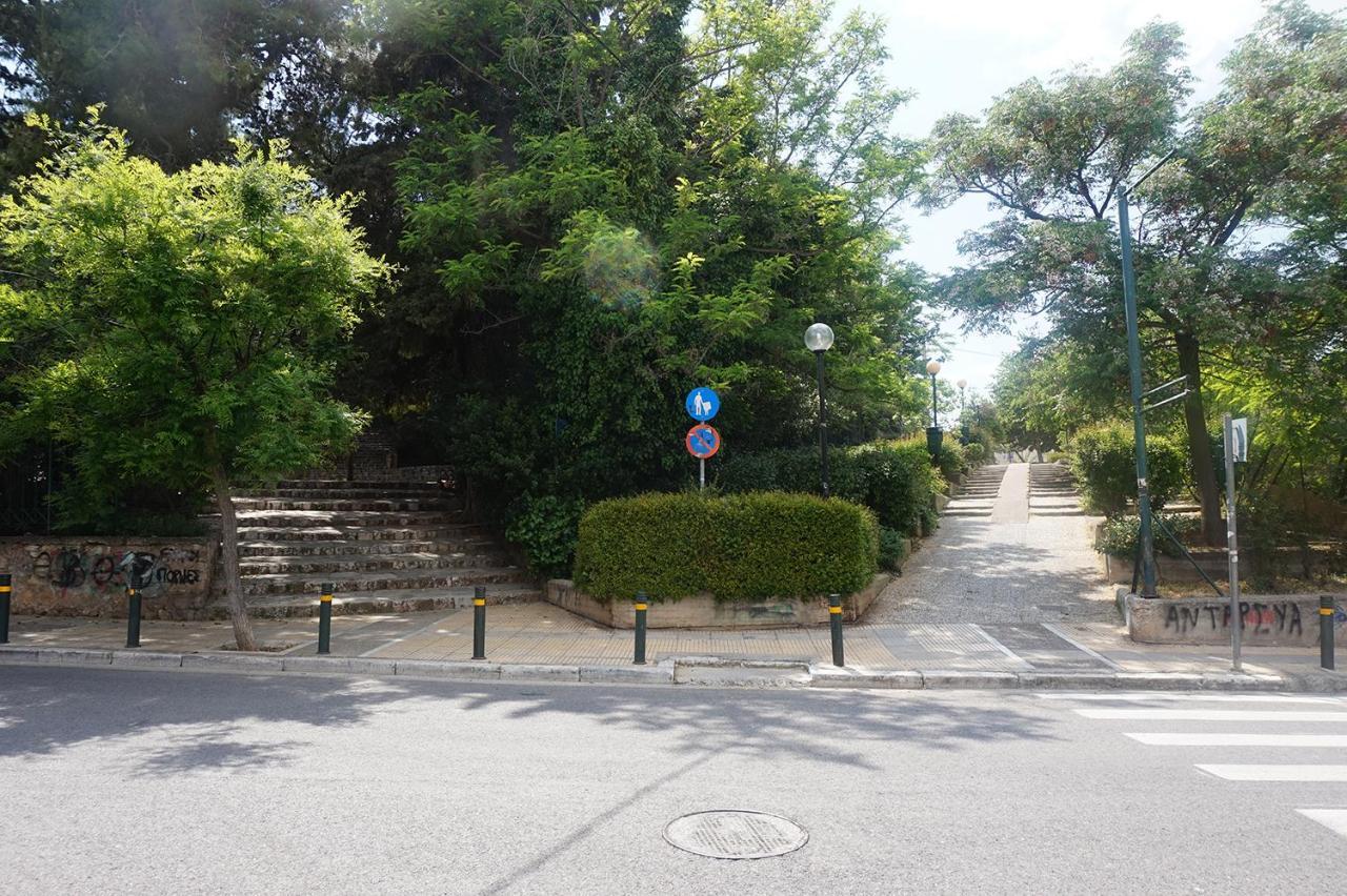 Independent Entrance Apt - 130M2 - Garden - Private Parking Daire Atina Dış mekan fotoğraf